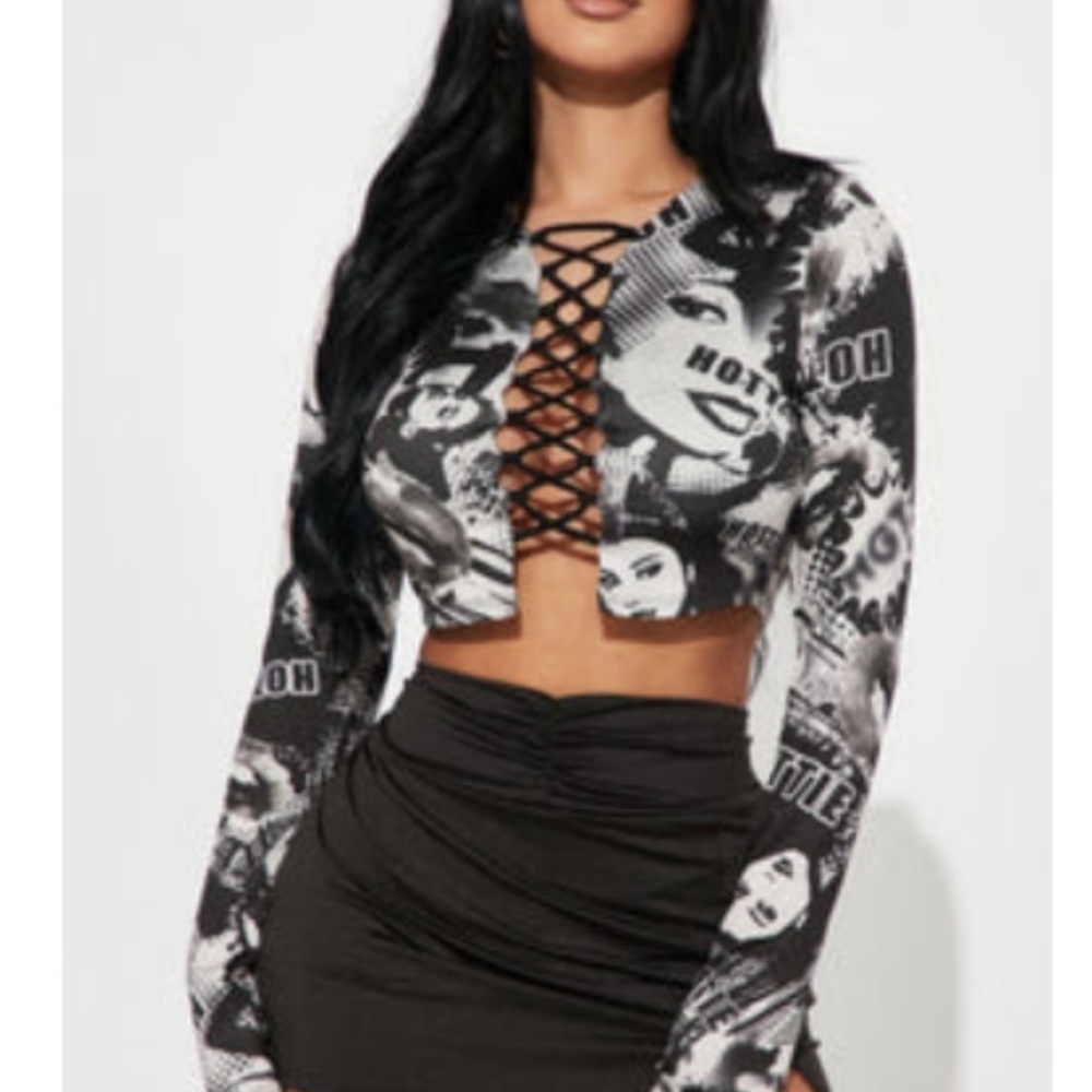 Lace up graphic long sleeve